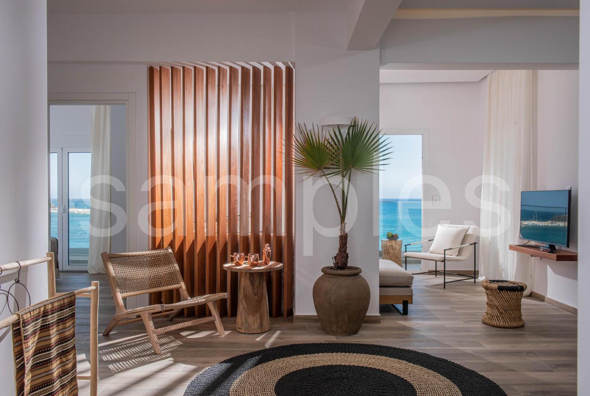 Khroma Luxury Suite 1 Beach Front Apartment Hersonissos  Exterior photo